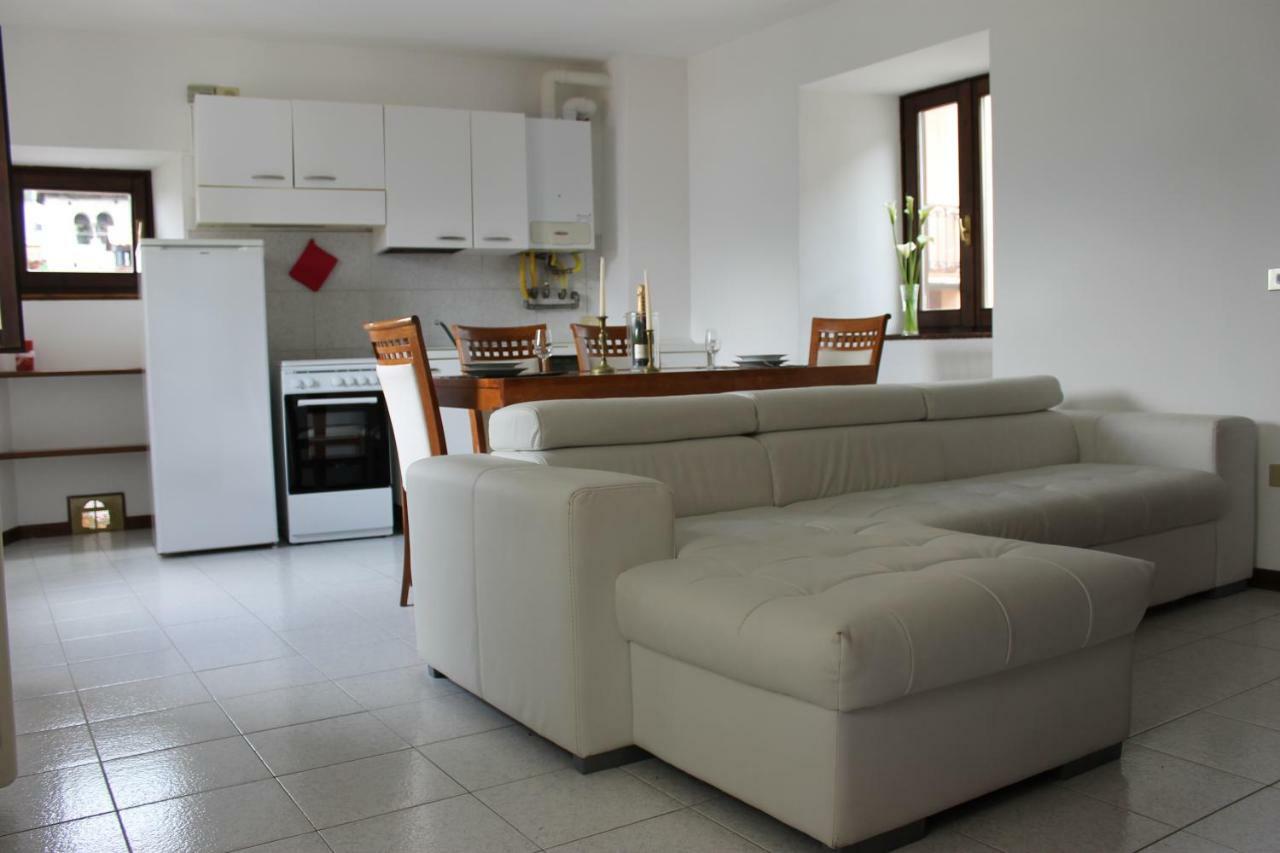 La Piazzetta Apartment Menaggio Luaran gambar